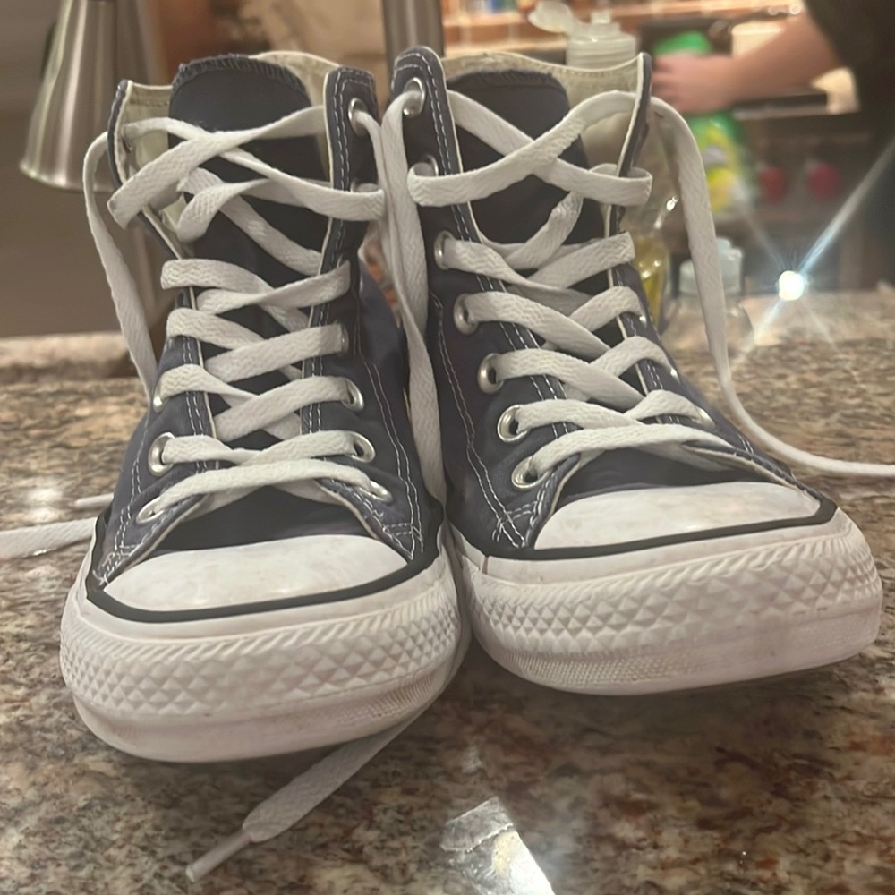 High top Navy Blue Converse Size 7